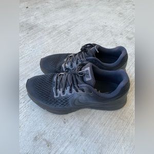 Nike Black shoes 10.5 For Sale